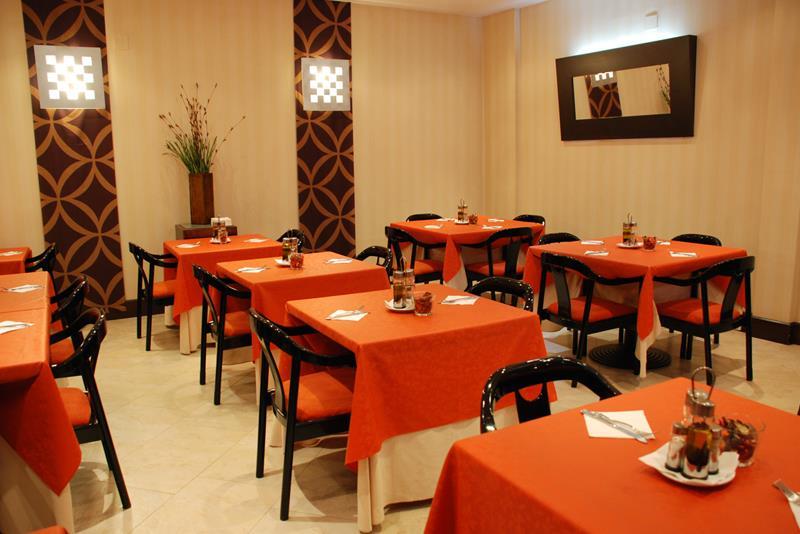 Hotel Villa De Barajas Madrid Restaurant billede